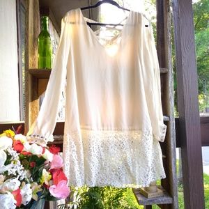 💐🌹 Sheer Danika Jay Blouse